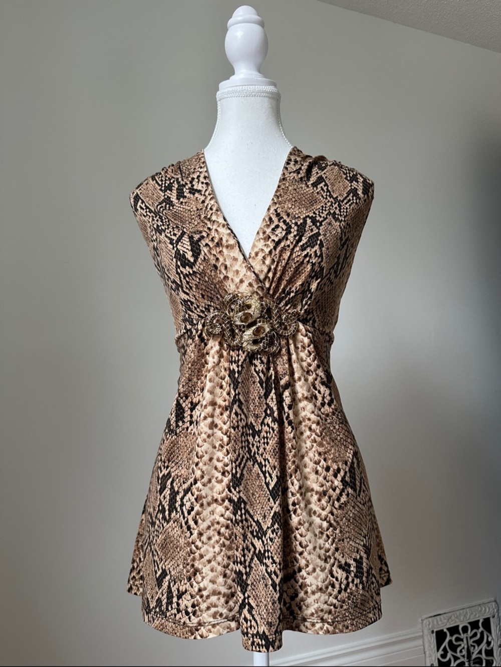 CACHE Y2K Snake Print Tie Back Babydoll Bohemian Party Sleeveless Top Size Large